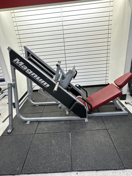 Magnum Plate Loaded Leg Press