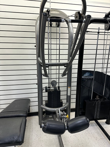 Matrix Strength Aura Diverging Lat Pulldown