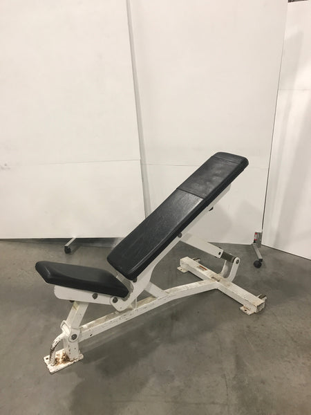 Life Fitness Adjustable Bench (USED)